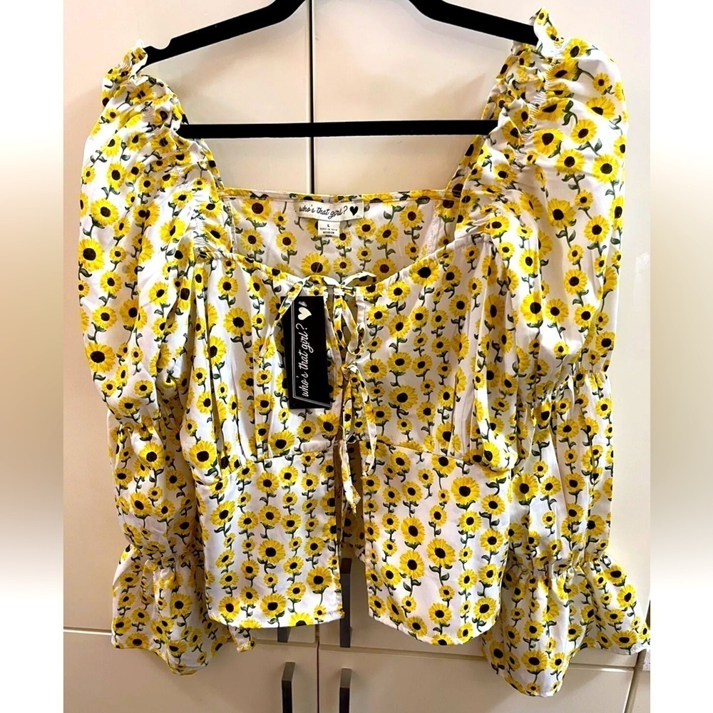 Whos That Girl Sunflower Tie Up Size L Balloon Sleeves Blouse Top NEW